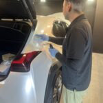 レクサス UX300e コーティング施工風景